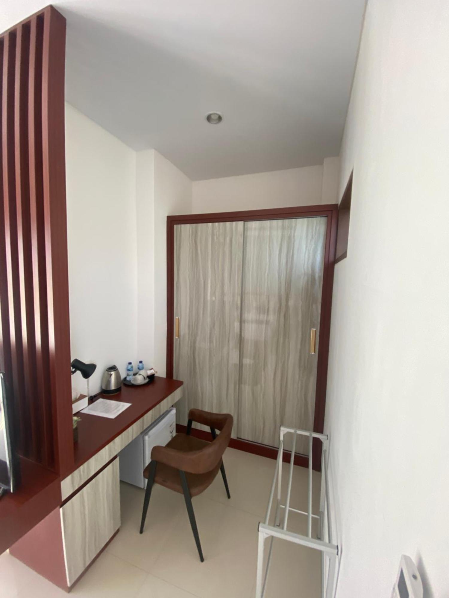Apartment Songoku House Pesanggaran